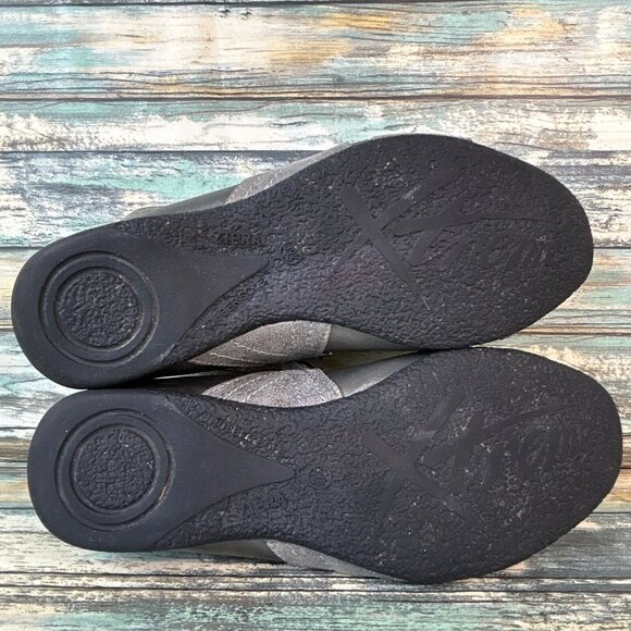 Ziera Mary Janes Womens Size 9/39.5 Gray Leather Adjustable Strap Wedge Shoes - Picture 6 of 14